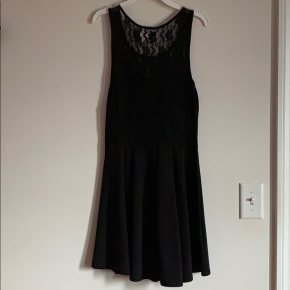 Black dress - Picture 2 of 2